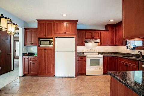 109 Cheltenham Dr, Normal, IL 61761 photo 19