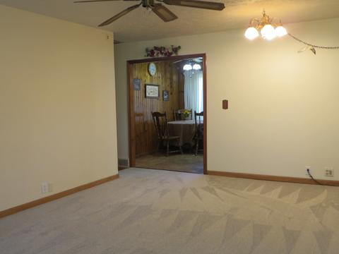 4 Durell Dr, Kankakee, IL 60901 photo 3