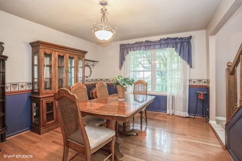 652 White Oak Ln, Bartlett, IL 60103 photo 4