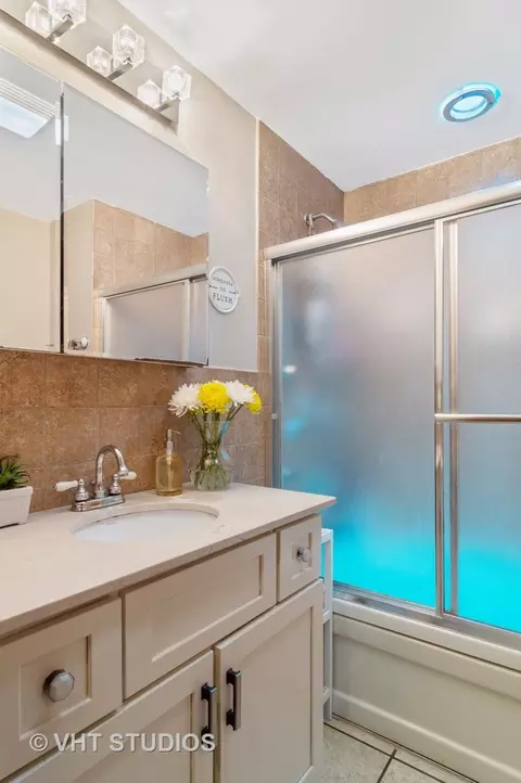 831 S Bishop St, Chicago, IL 60607 photo 9