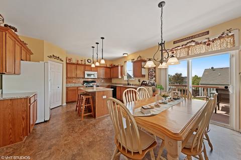 1613 Elysium Dr, Minooka, IL 60447 photo 5