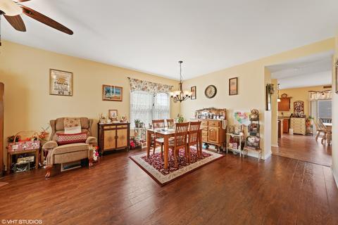 1613 Elysium Dr, Minooka, IL 60447 photo 3