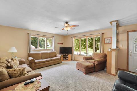 325 6th St, De Land, IL 61839 photo 7