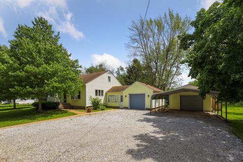 325 6th St, De Land, IL 61839 photo 3
