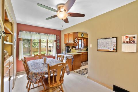 325 6th St, De Land, IL 61839 photo 11