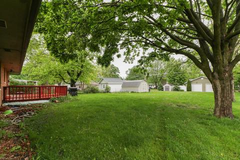 619 S Division St, Chenoa, IL 61726 photo 18