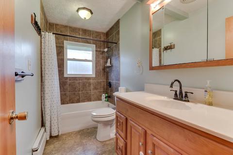 619 S Division St, Chenoa, IL 61726 photo 13