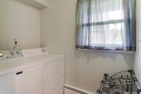 619 S Division St, Chenoa, IL 61726 photo 10