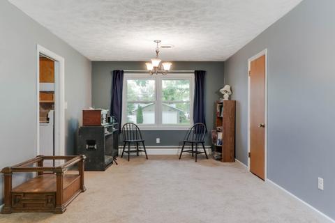 619 S Division St, Chenoa, IL 61726 photo 4