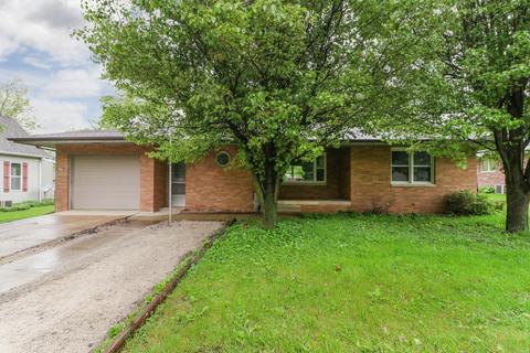 619 S Division St, Chenoa, IL 61726 photo 1