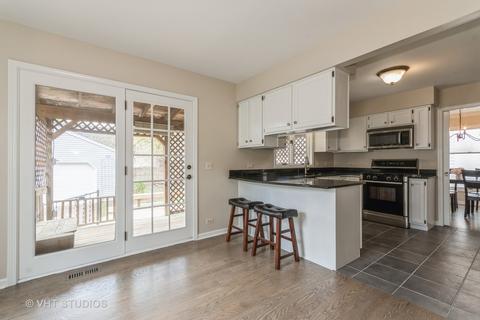 1104 Cherry St, Wheaton, IL 60187 photo 8
