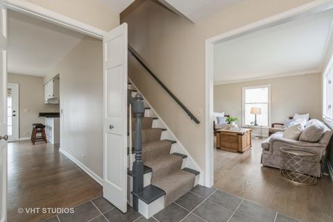 1104 Cherry St, Wheaton, IL 60187 photo 3