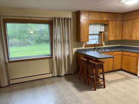 723 E Raymond Rd, Watseka, IL 60970 photo 6
