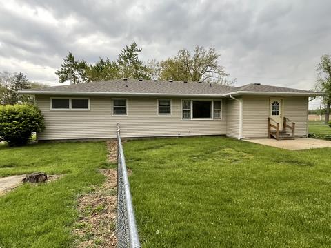 723 E Raymond Rd, Watseka, IL 60970 photo 16