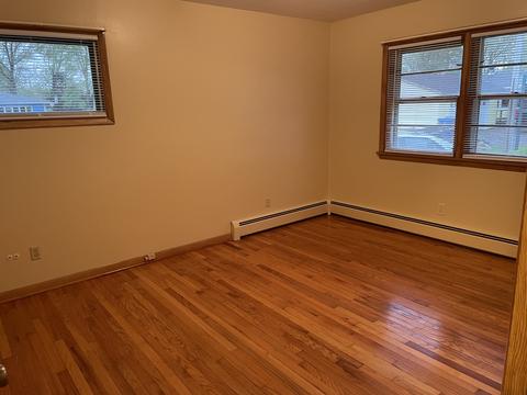 723 E Raymond Rd, Watseka, IL 60970 photo 10