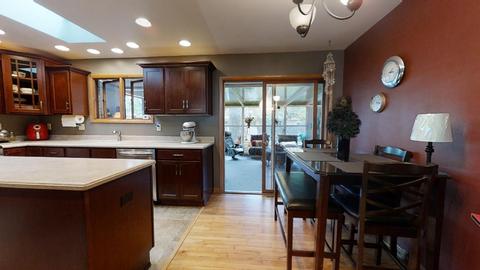805 Breen Dr, Champaign, IL 61820 photo 10