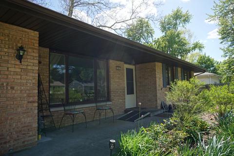 805 Breen Dr, Champaign, IL 61820 photo 4