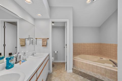 2702 Coppertree Rd, Champaign, IL 61822 photo 38