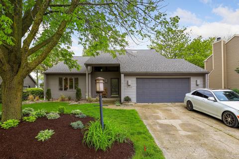 2702 Coppertree Rd, Champaign, IL 61822 photo 1