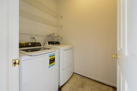9475 Harrison St, Des Plaines, IL 60016 photo 9