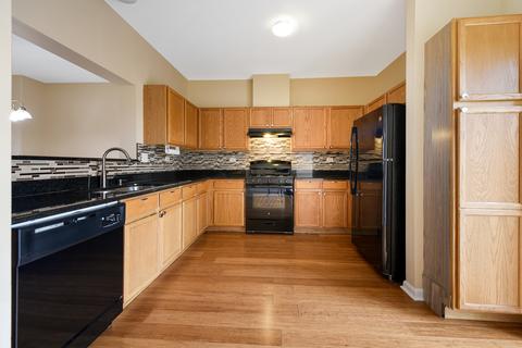 9475 Harrison St, Des Plaines, IL 60016 photo 8