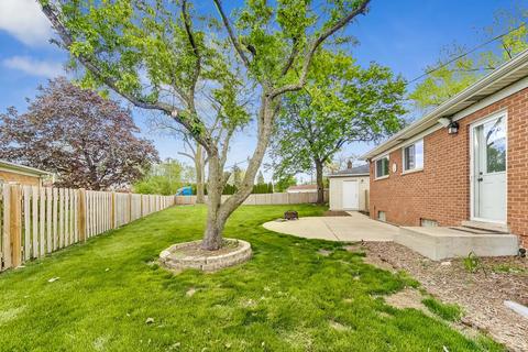321 Hatlen Ct, Mount Prospect, IL 60056 photo 37