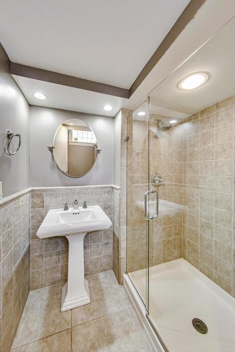 321 Hatlen Ct, Mount Prospect, IL 60056 photo 25