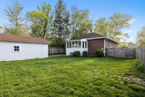 925 Webster Ave, Wheaton, IL 60187 photo 2