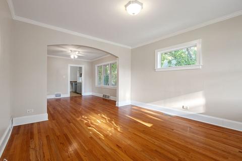 925 Webster Ave, Wheaton, IL 60187 photo 8