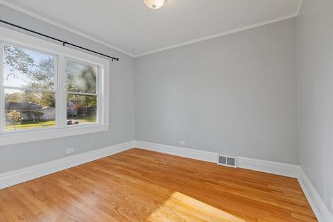 925 Webster Ave, Wheaton, IL 60187 photo 10