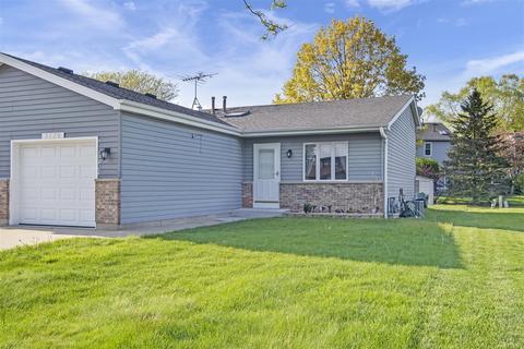 2170 Royal Blvd, Elgin, IL 60123 photo 2