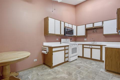 2170 Royal Blvd, Elgin, IL 60123 photo 6
