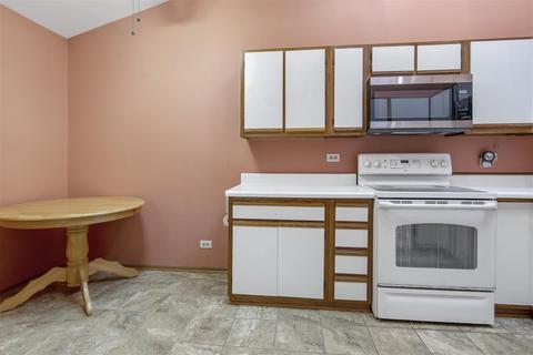 2170 Royal Blvd, Elgin, IL 60123 photo 8