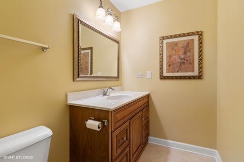 572 Lance Dr, Des Plaines, IL 60016 photo 9