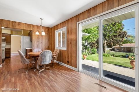 572 Lance Dr, Des Plaines, IL 60016 photo 4