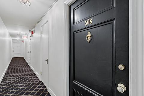 70 E Scott St #508, Chicago, IL 60610 photo 3