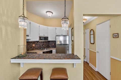 70 E Scott St #508, Chicago, IL 60610 photo 11
