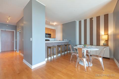 233 E 13th St #1908, Chicago, IL 60605 photo 6