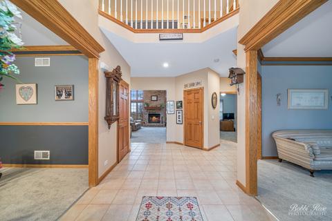 7 Brindlewood Ct, Algonquin, IL 60102 photo 3