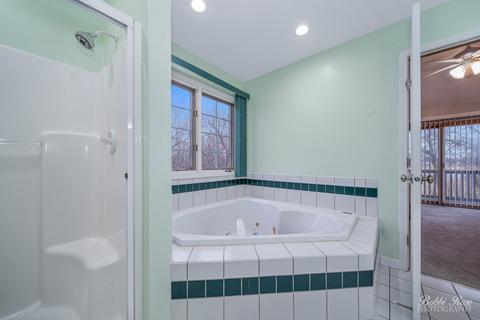7 Brindlewood Ct, Algonquin, IL 60102 photo 13