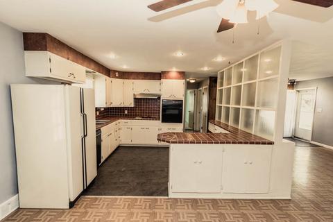 202 S Adelaide St, Normal, IL 61761 photo 9