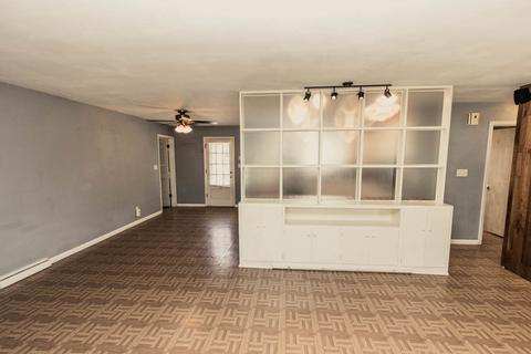 202 S Adelaide St, Normal, IL 61761 photo 8