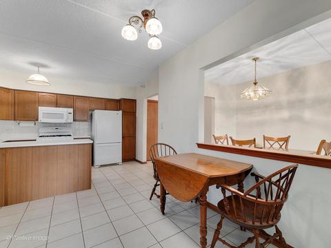 455 W Front St #209, Wheaton, IL 60187 photo 11