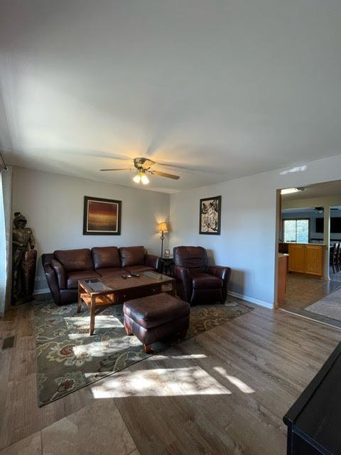 837 Voyager Dr, Bartlett, IL 60103 photo 6