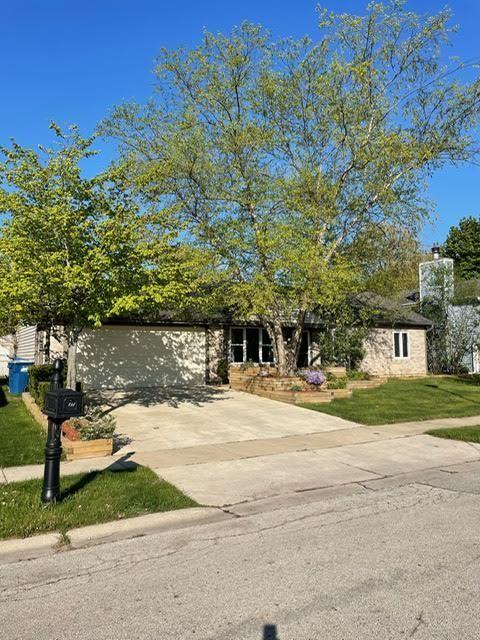 837 Voyager Dr, Bartlett, IL 60103 photo 1