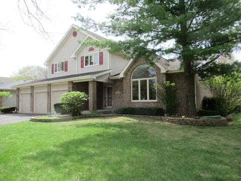 65 Erin Dr, Cary, IL 60013 photo 1