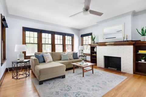 6918 30th Pl, Berwyn, IL 60402 photo 3