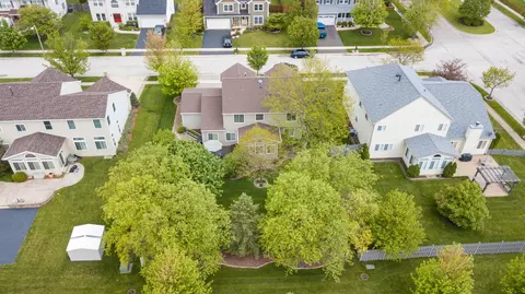 464 Raintree Dr, Oswego, IL 60543 photo 32