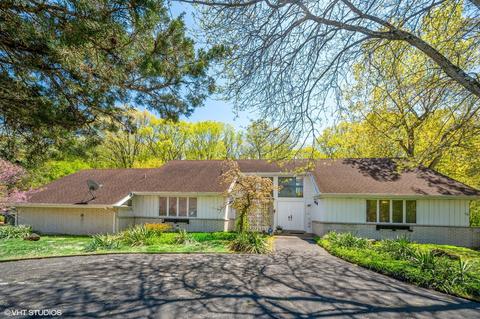1400 Forest Dr, Glenview, IL 60025 photo 1