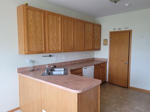 1481 Millbrook Dr, Algonquin, IL 60102 photo 6